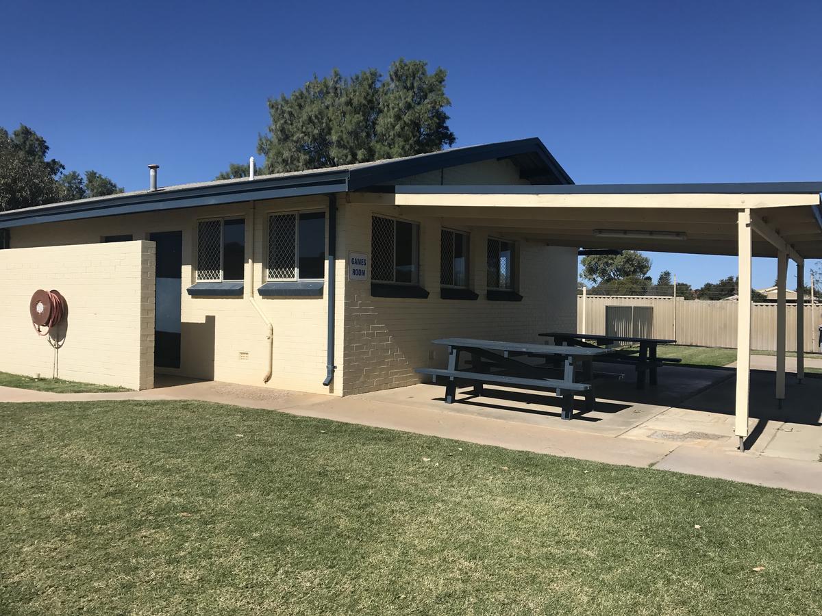 Sunset Beach Holiday Park Geraldton Exterior photo